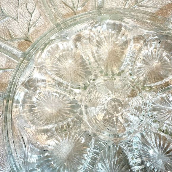 Indiana Glass Clear Pebble Leaf, Tree of life, Deviled Egg, Serving Tray… - Picture 4 of 10